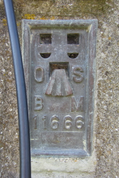 Herstmonceux - flush bracket